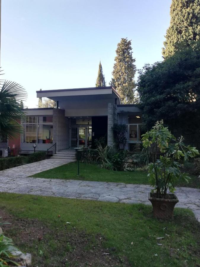 Residence Villa Alba Room Nr 221 Gardone Riviera Eksteriør billede
