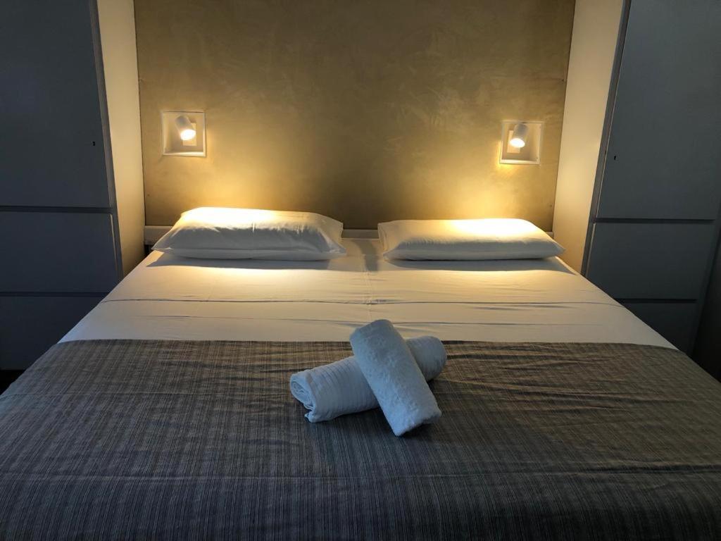 Residence Villa Alba Room Nr 221 Gardone Riviera Eksteriør billede